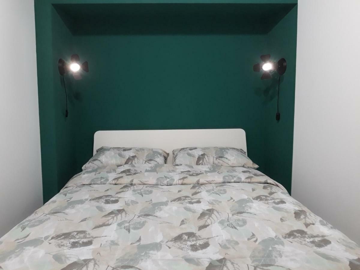 Modestm#Ilike# Apartment Lviv Luaran gambar